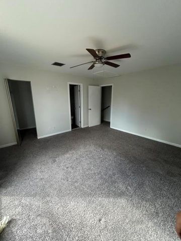 912 Sandtree Drive W 912, Palm Beach Gardens, FL 33403