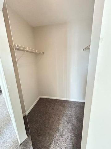 912 Sandtree Drive W 912, Palm Beach Gardens, FL 33403