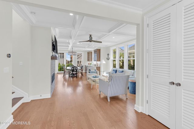 22 2nd Avenue, Manasquan, NJ 08736