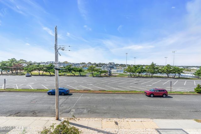 22 2nd Avenue, Manasquan, NJ 08736