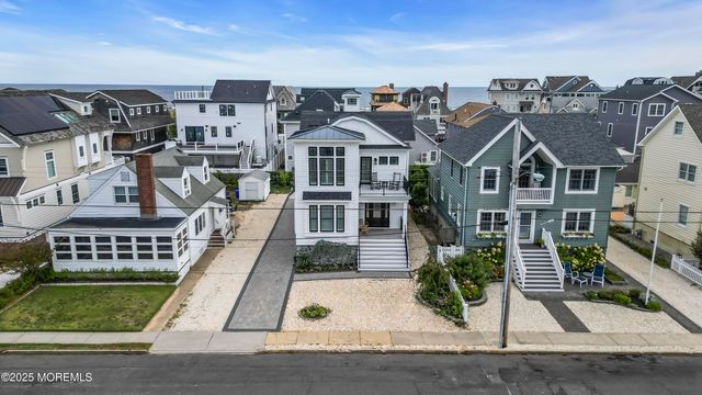 22 2nd Avenue, Manasquan, NJ 08736