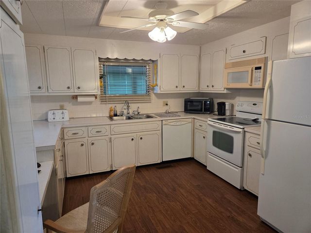 9900 ULMERTON ROAD 13, Largo, FL 33771