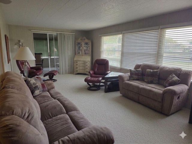 9900 ULMERTON ROAD 13, Largo, FL 33771