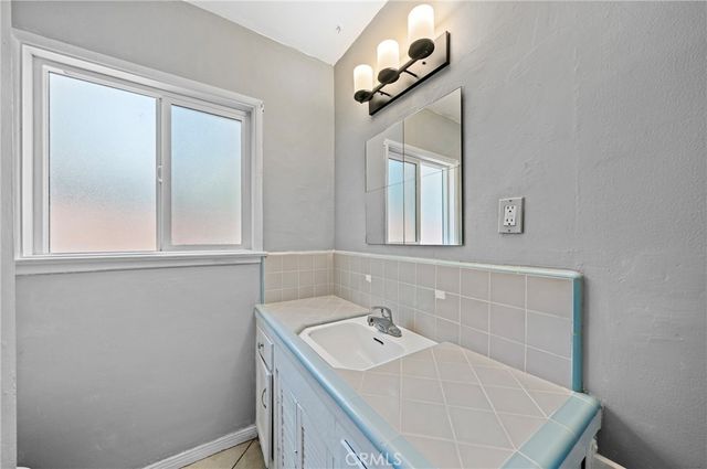 401 S Cherrywood Street, West Covina, CA 91791