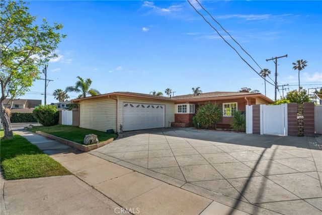 601 Southshore, Seal Beach, CA 90740