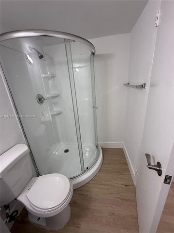 5911 Washington St 103, Hollywood, FL 33023