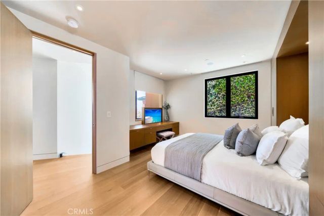 18 Lagunita Drive, Laguna Beach, CA 92651