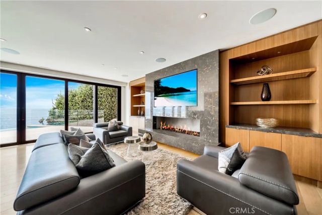 18 Lagunita Drive, Laguna Beach, CA 92651