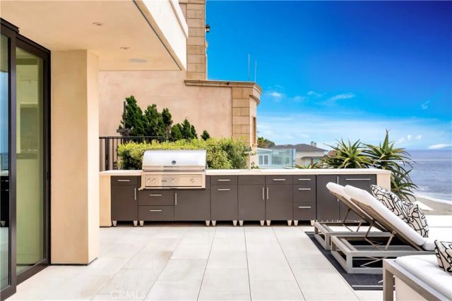 18 Lagunita Drive, Laguna Beach, CA 92651