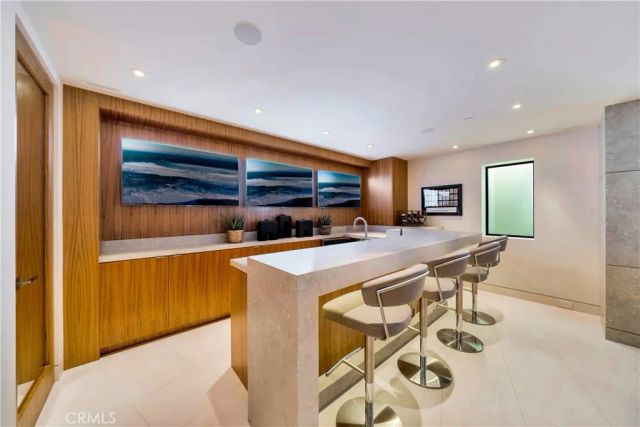 18 Lagunita Drive, Laguna Beach, CA 92651