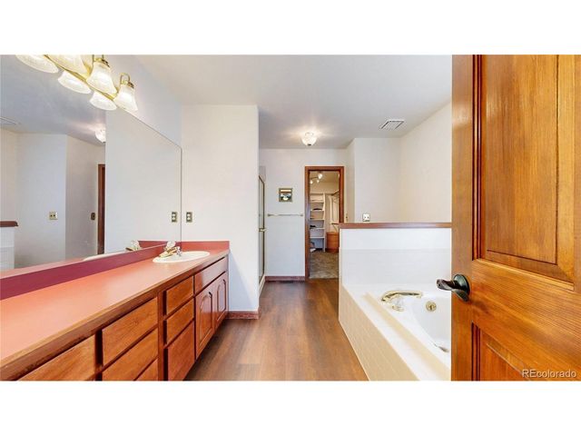 16482 W 55th Pl, Golden, CO 80403
