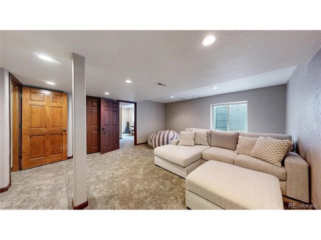 16482 W 55th Pl, Golden, CO 80403