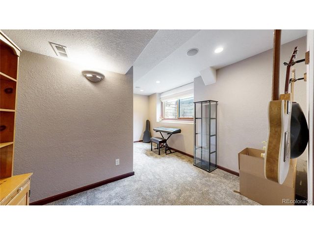 16482 W 55th Pl, Golden, CO 80403