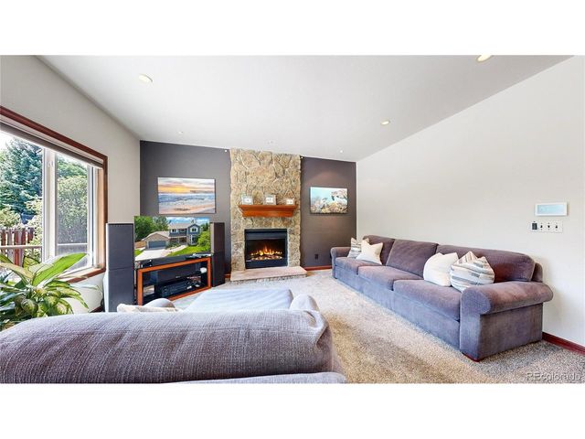 16482 W 55th Pl, Golden, CO 80403
