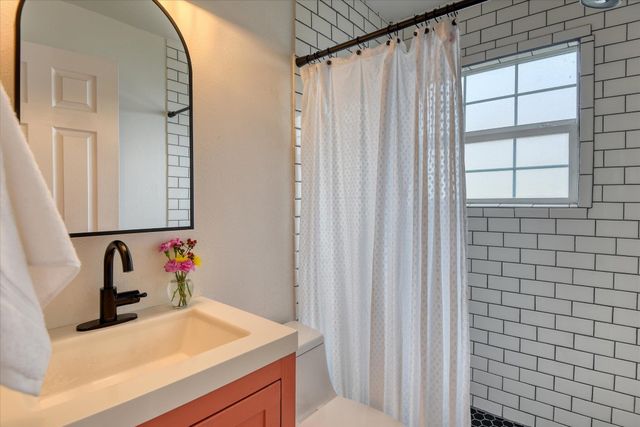 3134 E 30th Ave, Spokane, WA 99223