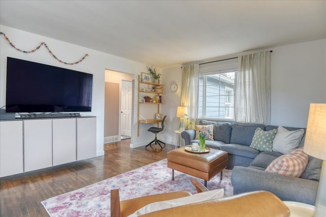 3134 E 30th Ave, Spokane, WA 99223