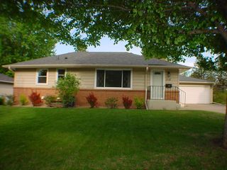 1112 Queens Lane, Anoka, MN 55303