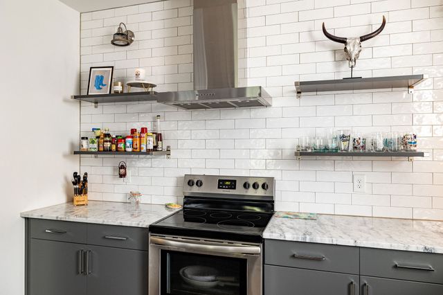 112 Claiborne St, Nashville, TN 37210