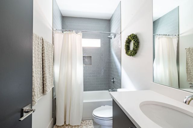 112 Claiborne St, Nashville, TN 37210