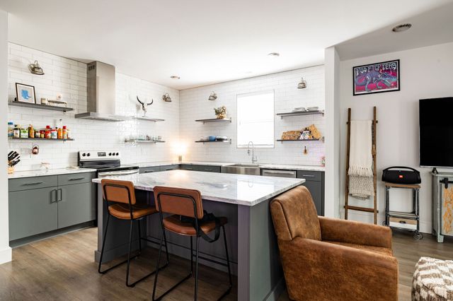 112 Claiborne St, Nashville, TN 37210