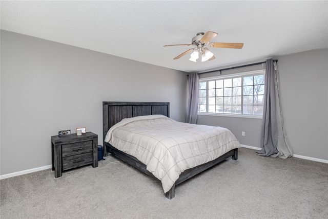 150 S Prairie View Drive 311, West Des Moines, IA 50266