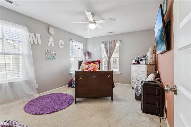 116 Meadows Landing LN, Suffolk, VA 23434