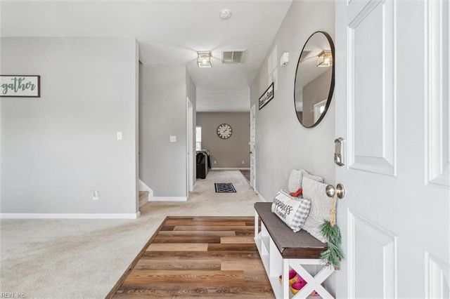 116 Meadows Landing LN, Suffolk, VA 23434