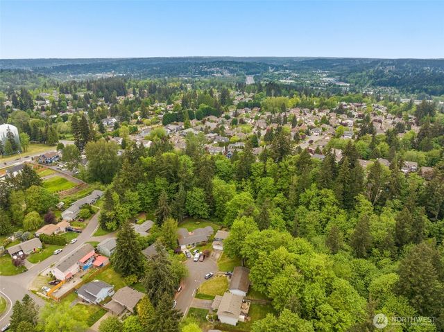 15718 126th Place NE, Woodinville, WA 98072