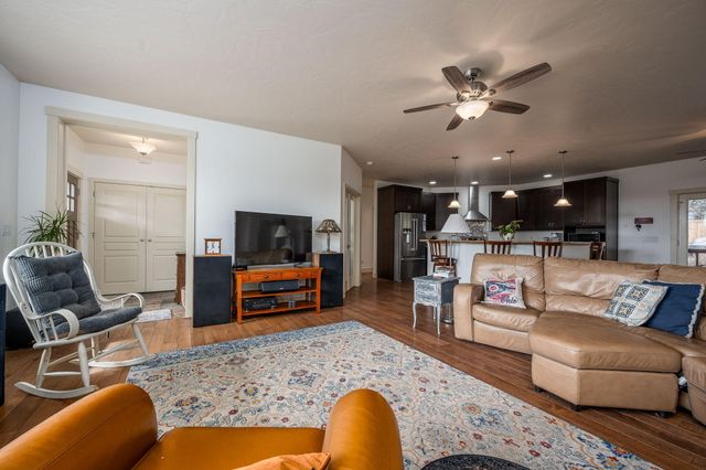 8906 SW Shad Road, Terrebonne, OR 97760