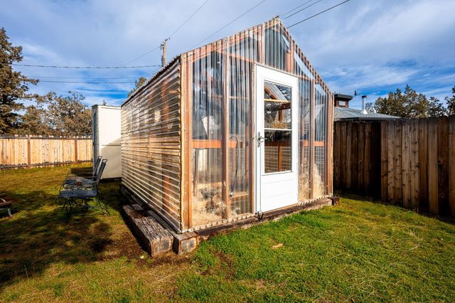 8906 SW Shad Road, Terrebonne, OR 97760