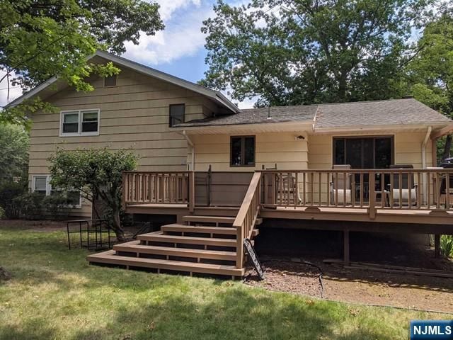 21 Waibel Drive, Allendale, NJ 07401