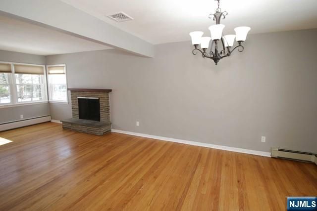 21 Waibel Drive, Allendale, NJ 07401
