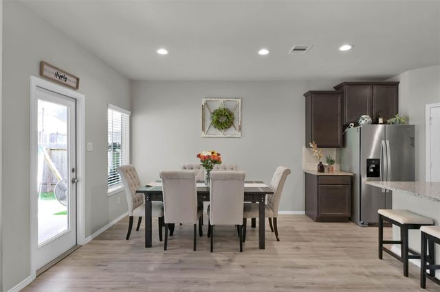 2254 Strong Horse Drive, Conroe, TX 77301