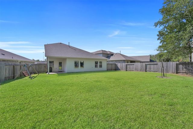 2254 Strong Horse Drive, Conroe, TX 77301