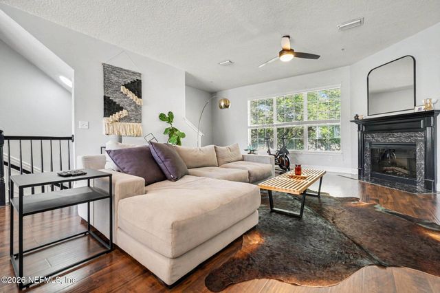 4490 CAPITAL DOME Drive, Jacksonville, FL 32246