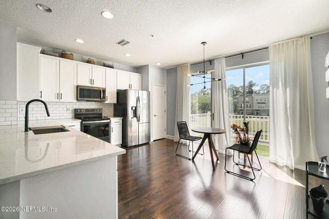 4490 CAPITAL DOME Drive, Jacksonville, FL 32246