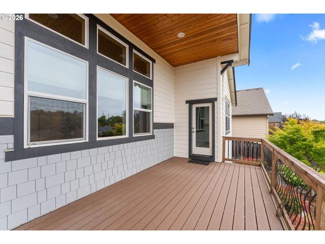 1561 S NIGHTHAWK Cir, Ridgefield, WA 98642