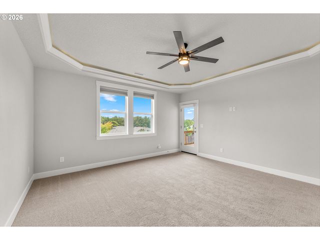 1561 S NIGHTHAWK Cir, Ridgefield, WA 98642