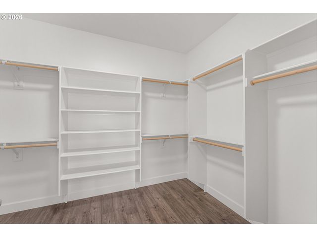 1561 S NIGHTHAWK Cir, Ridgefield, WA 98642