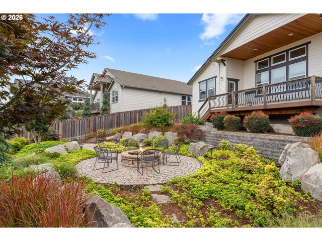 1561 S NIGHTHAWK Cir, Ridgefield, WA 98642