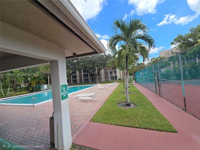 8735 Ramblewood Dr 413, Coral Springs, FL 33071