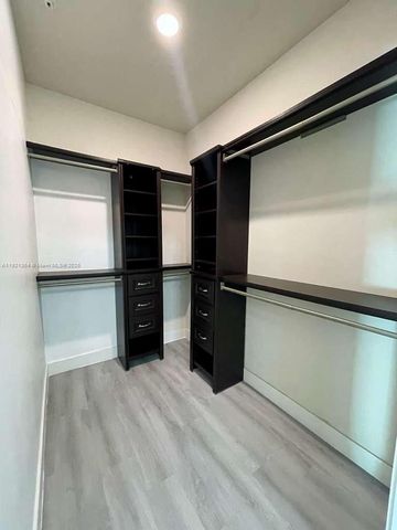 7805 NW 104th Ave 5, Doral, FL 33178