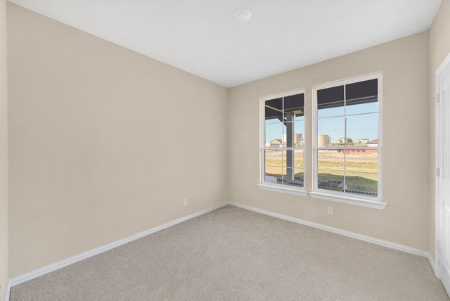 107 Red Cliff Court, Rhome, TX 76078