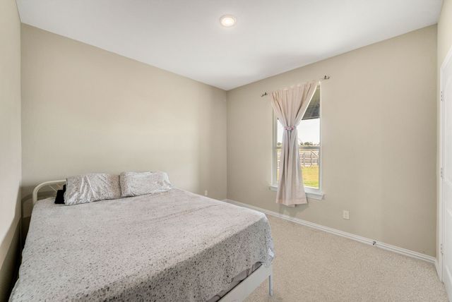 107 Red Cliff Court, Rhome, TX 76078