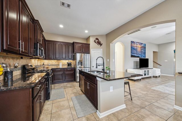 213 Lighthouse Bay Lane, League City, TX 77539