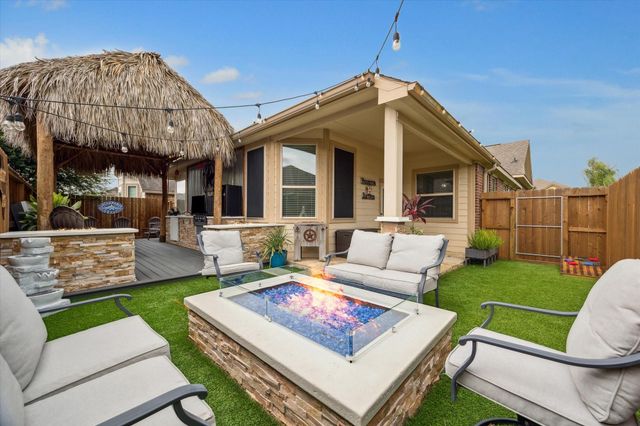 213 Lighthouse Bay Lane, League City, TX 77539