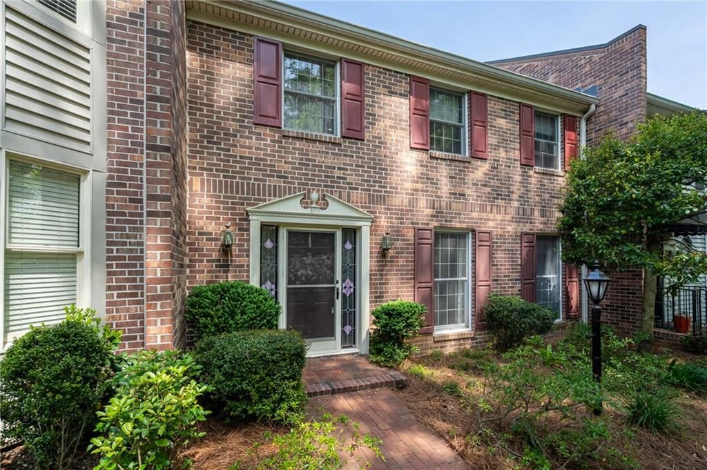 Image 1 of property listing at 1510 September Chase, Decatur, GA 30033