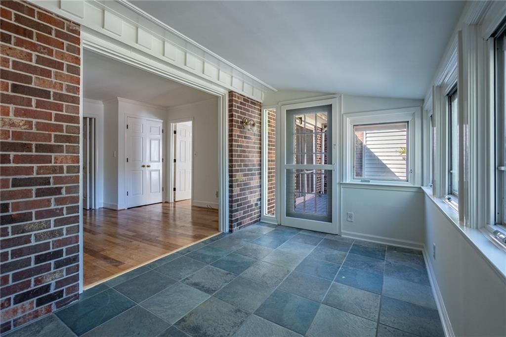 Image 13 of property listing at 1510 September Chase, Decatur, GA 30033