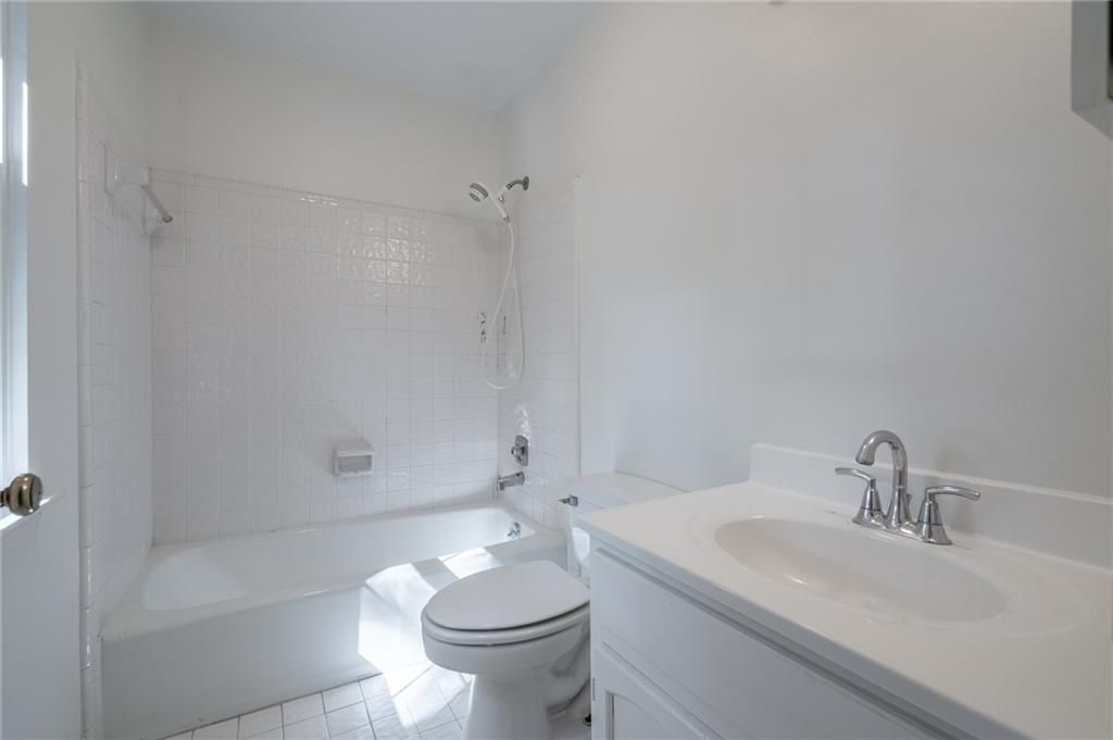 Image 27 of property listing at 1510 September Chase, Decatur, GA 30033