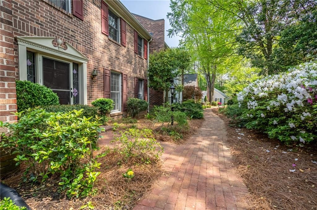Image 31 of property listing at 1510 September Chase, Decatur, GA 30033